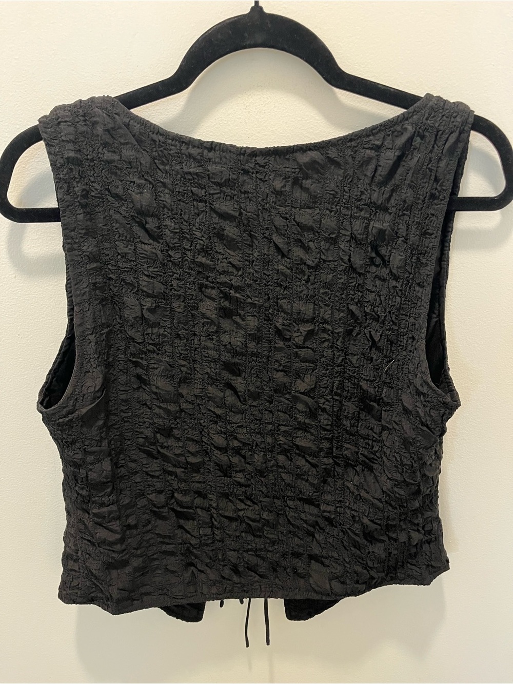 Textured Black Tie-Front Sleeveless Camisole - Tatum Bubble Tie Vest - Picture 7 of 7